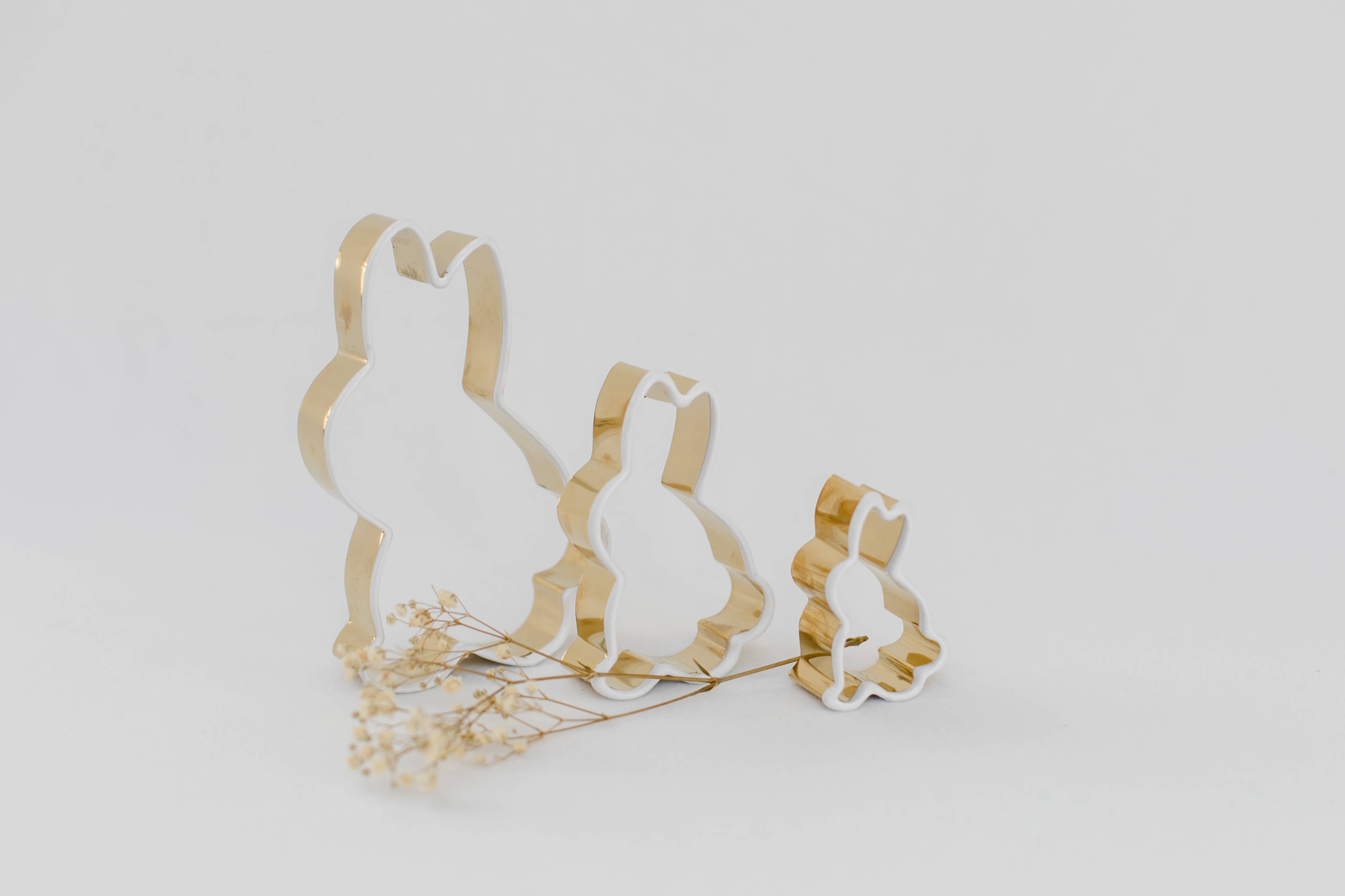 Bake Affair GmbH - Wholesale Cookie Cutter - Bake Affair - Set of 3 sitting rabbit cookie cutters0