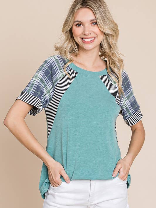 Haut à manches contrastées à carreaux et rayures ETK-8790 pour la vente par Emerald Collection