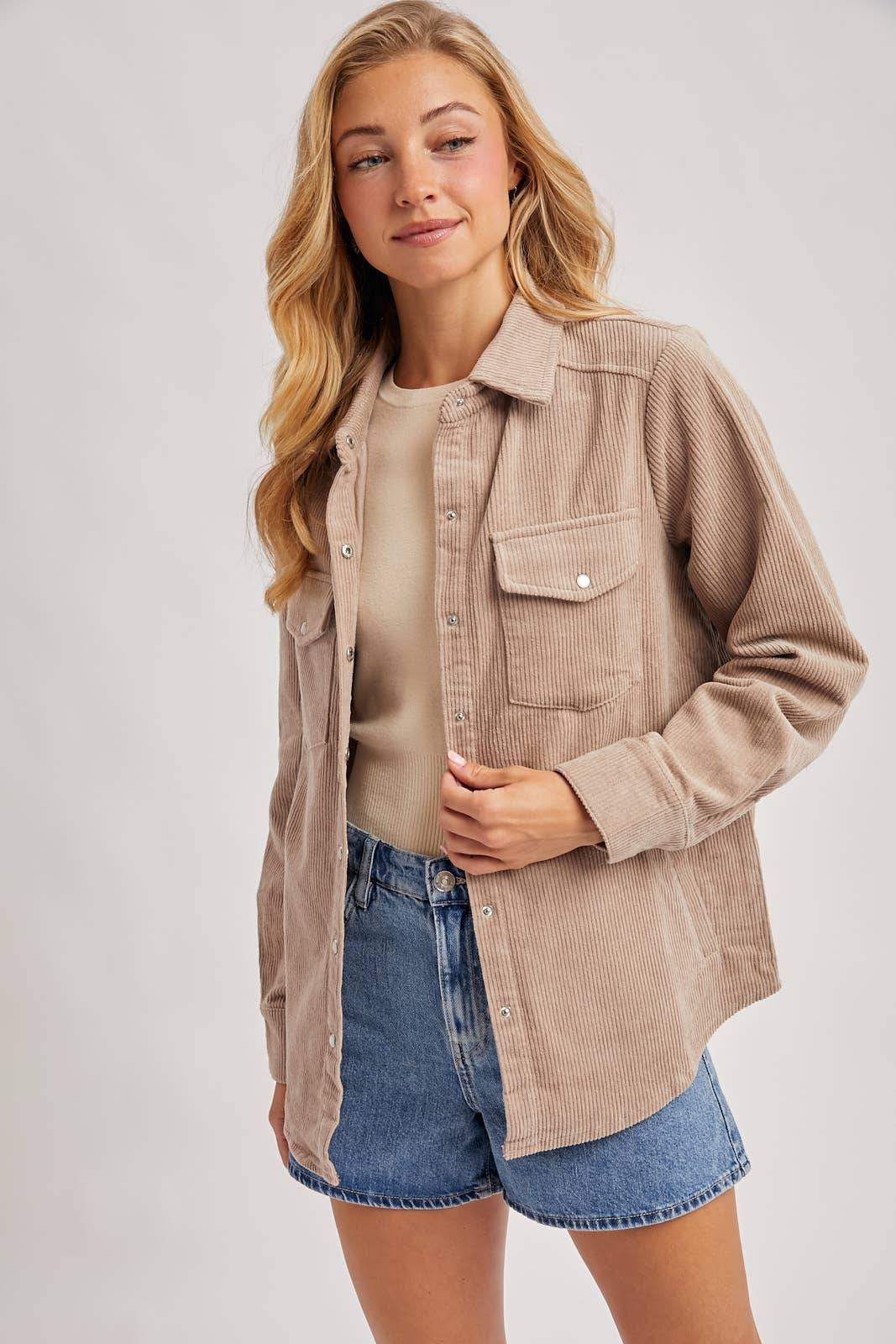 Bluivy – wholesale Shirt Jacket/Shacket - Women’s – CORDUROY BUTTON DOWN SHACKET WITH POCKETS24