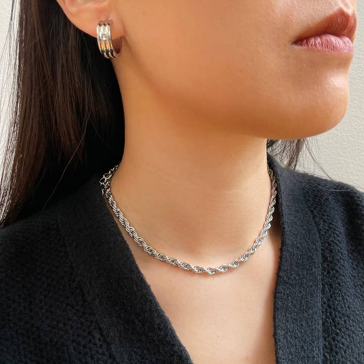 RONNIE SILVER ROPE CHAIN NECKLACE for wholesale by MAI DESIREE