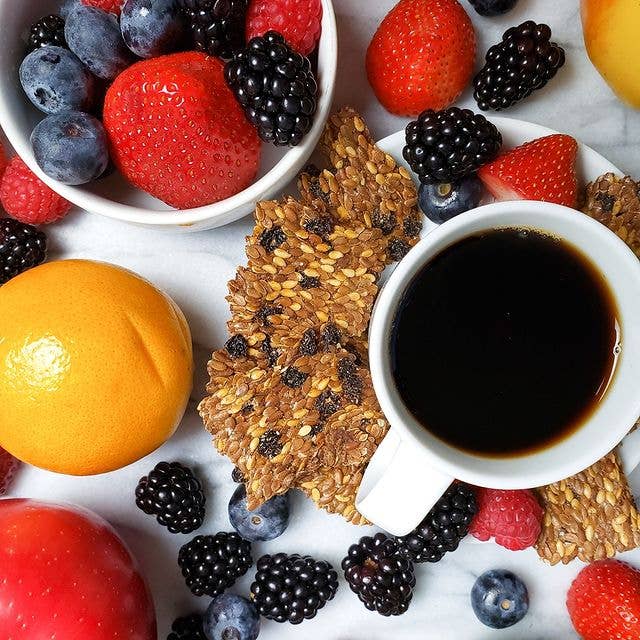 Dr. In The Kitchen, LLC - Wholesale Crackers - Flackers Organic Flax Seed Crackers, Cinnamon & Currant6