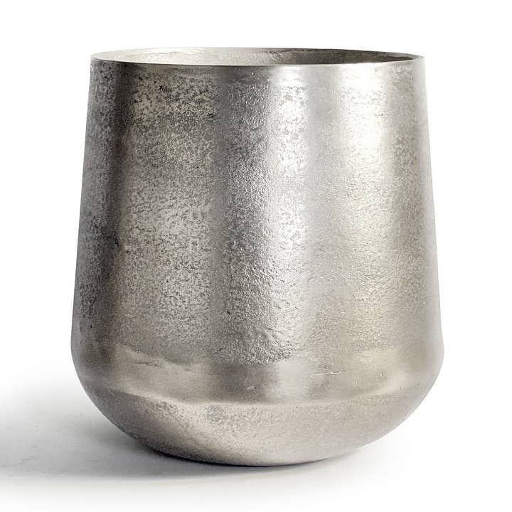 Macetero Metálico Meridian de 13" de Alto para venta al por mayor de Galore Home