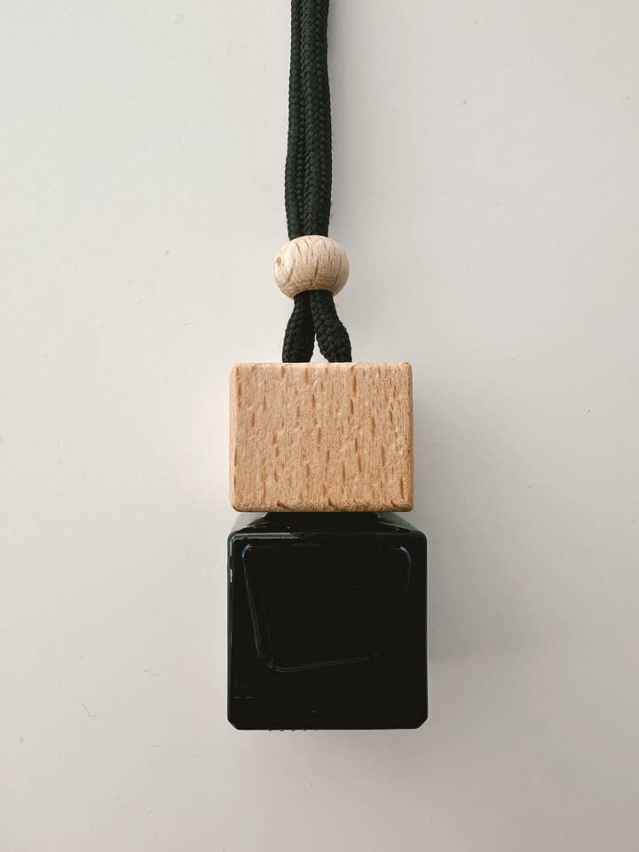 Car diffuser for wholesale by Common Kind