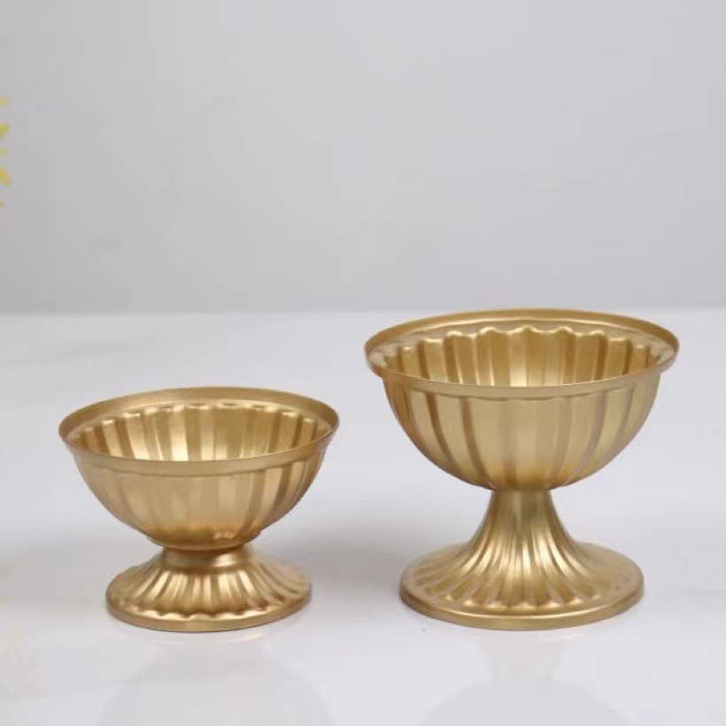 Sweet Home Deco - Wholesale Vase - Metal Gold Floral Holders, Centerpiece Vases, Brass Pin Frog12