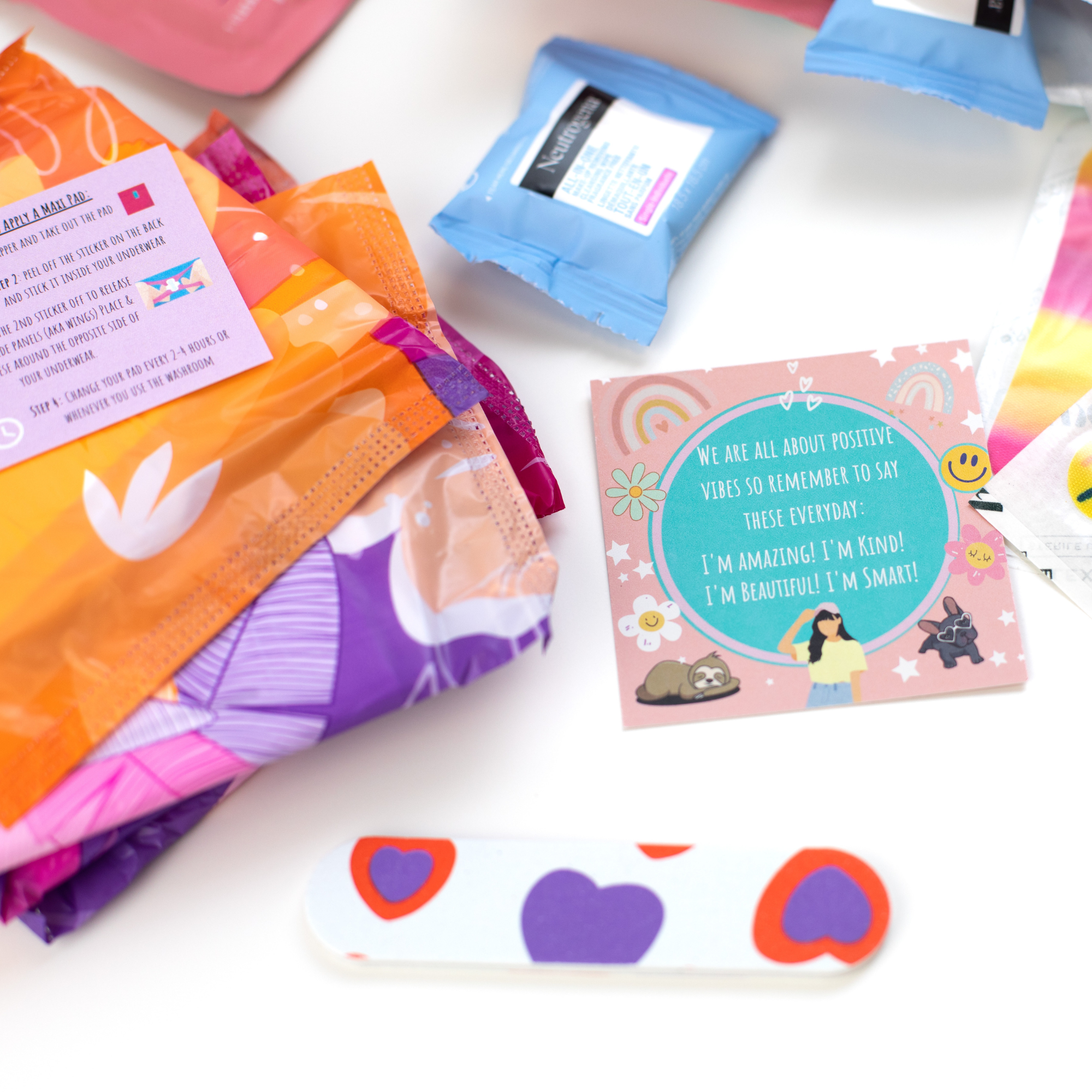 Girl E Kits - Vente Protections menstruelles/serviettes hygiéniques - Kit de premières règles pour filles - I Love Cats1