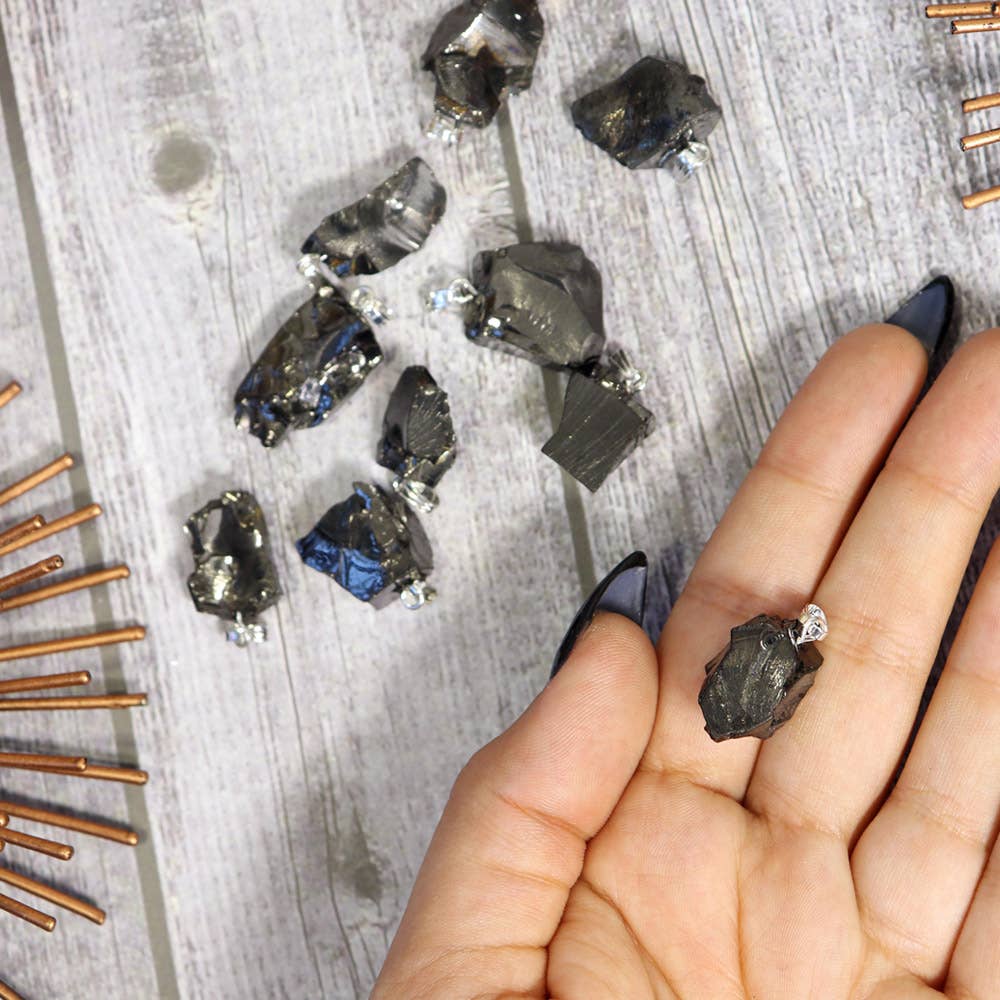 Natures Artifacts Inc – wholesale Individuell berlock/hänge – Shungite Hängsmycke3