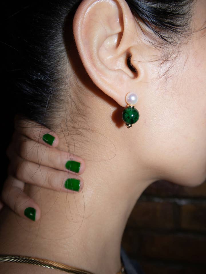 Robyn — Pearl jade sten droppe örhängen för wholesale av seree