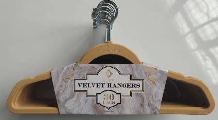 Concepts In Time - Wholesale Clothes hangers - Concepts 30pk Velvet Hangers – Sleek, Sturdy & Non-Slip10