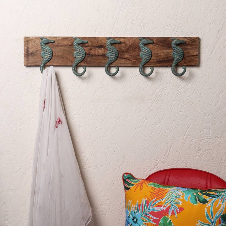 Nautical n Tropical - Wholesale Wall hook - Hook Rail Seahorse1