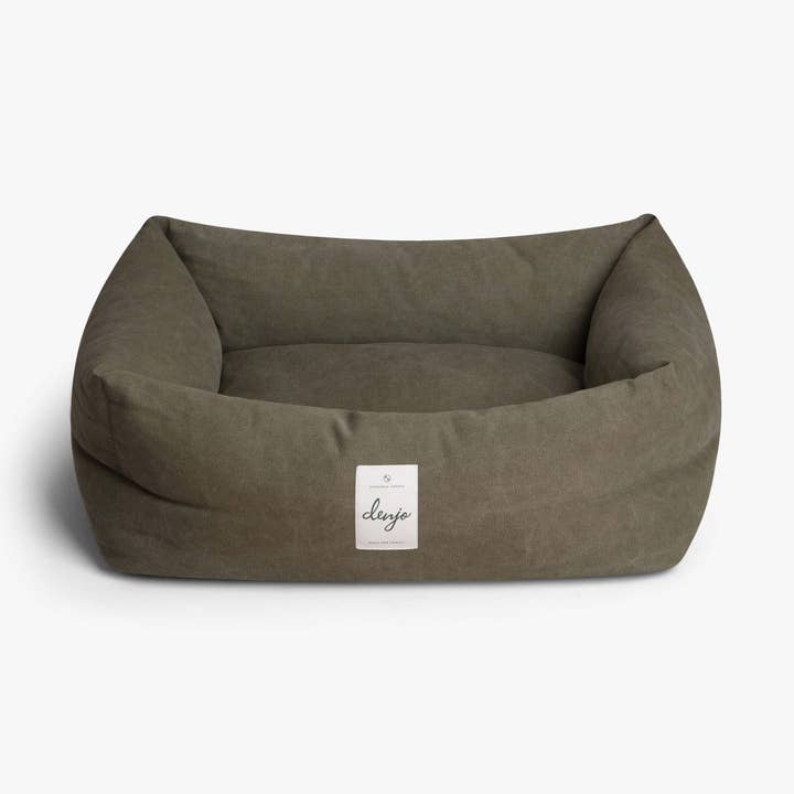 Dog Bed Classic Nest in Wüsten-Grün für den Großhandel von Denjo Dogs