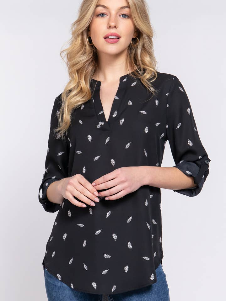 .SI-24761 SLIM FIT 3/4 ROLL UP SLV V-NECK PRINT BLOUSE for wholesale by 42POPS