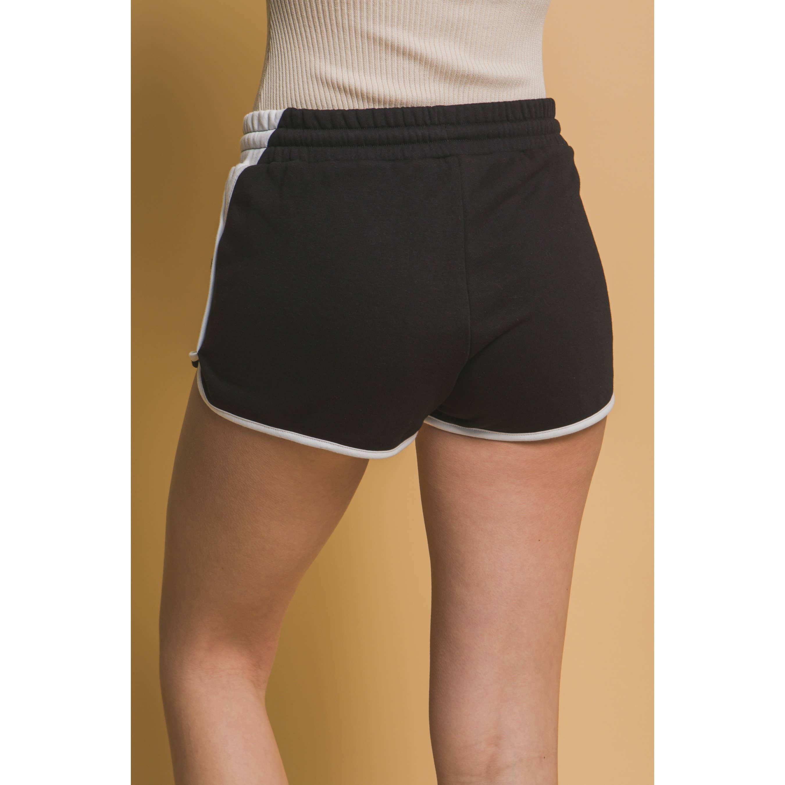 HiteJeans - Wholesale Shorts - Women's - Striped Dolphin Shorts7