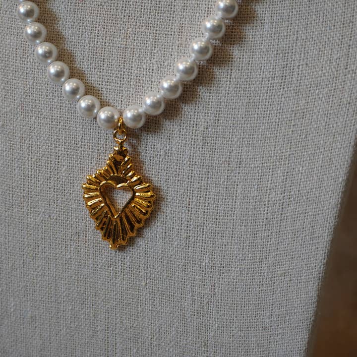 Heliconia Boutique – Großhandel Kette mit Anhänger/Charm – Amore Perlenkette – Die für das Alltagsoutfit5