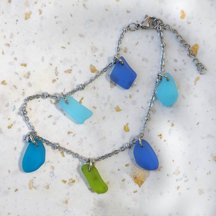 Tobillera Sea Glass «Beach Shard Dangle», tobillera colgante para venta al por mayor de Snazzy and Co