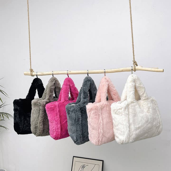 ACCITY - Wholesale Shoulder Bag - Women's - WINTER SIMPLE UNDERARM BAG HANDBAG PLUSH BAG_CWAB3971