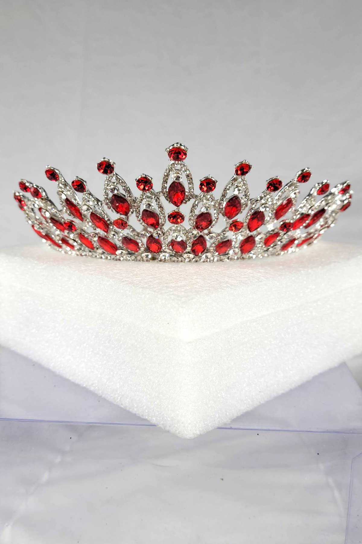 Chicas - Wholesale Tiara - Women's - Tiara with jewel rhinestones, one size fits all HT97416