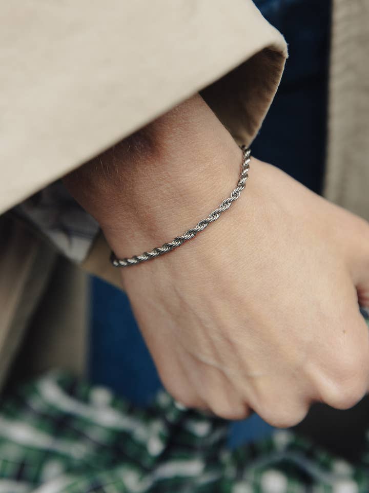 Braccialetto a spirale in argento da 3 mm, impermeabile per la vendita all'ingrosso da parte di Nordic Muse