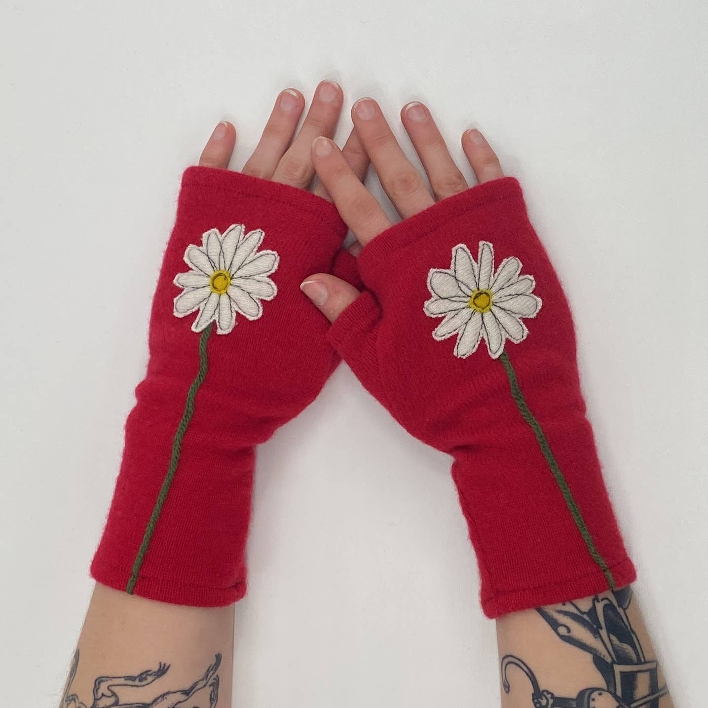 Sardine Clothing Co. - Wholesale Gloves - Women's - Fingerless Cashmere Gloves-Daisy6
