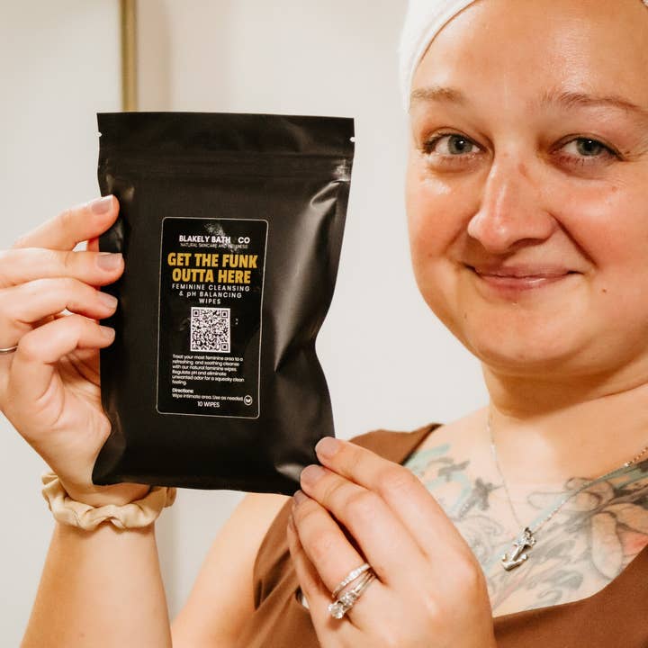 Blakely, Bath, & Co, LLC - Wholesale Intimate Cleanser/Wipe - Feminine Cleansing & pH Balancing Wipes – Natural Intimate Wipes for Freshness On the Go2