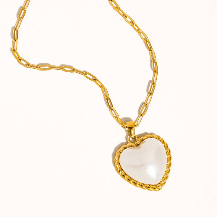 White Silouane 18K Gold Non-Tarnish Heart Pearl Necklace for wholesale on Faire