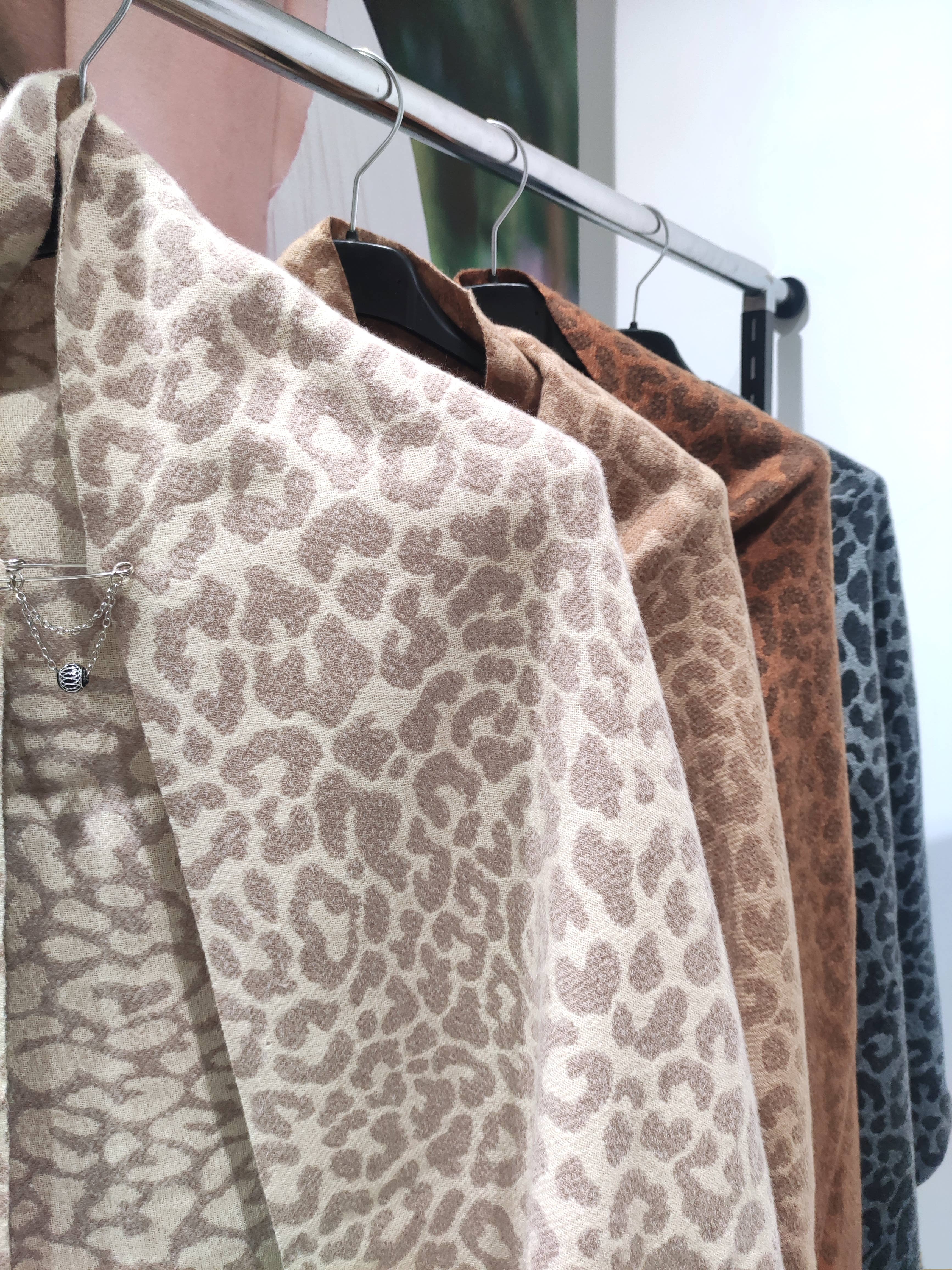 Pomelo paris - Wholesale Scarf - Women's - CHAP 16 - Pack of 12 PCS2