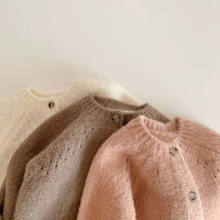 Organic Cotton Kids Cardigan – Soft,Breathable Kids Cardigan and other Purchase Wholesale schnullerkette. Free Returns & Net 60 Terms on Faire trending on Faire.