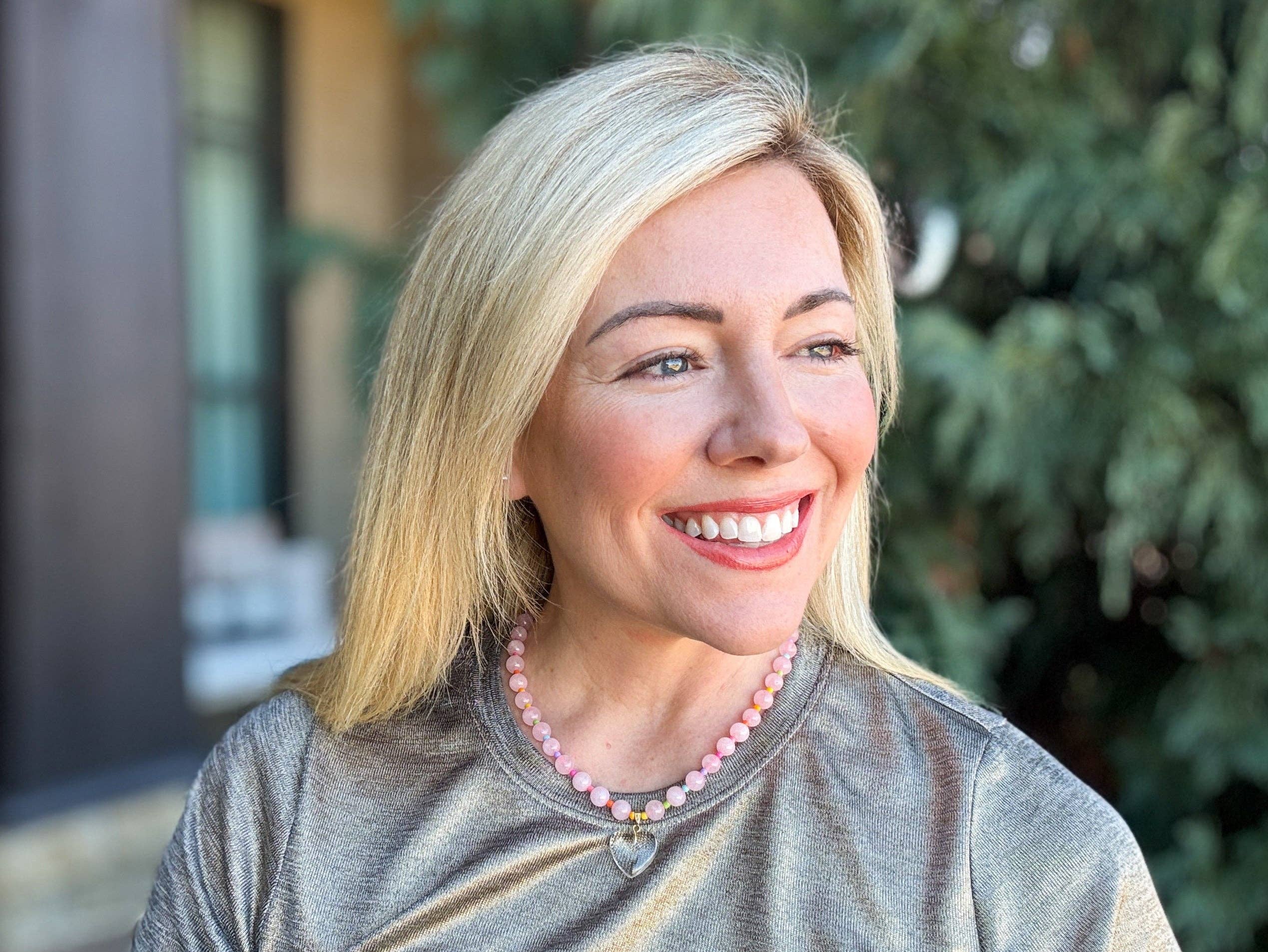 Taylor Elliott Designs - Wholesale Pendant/Charm Necklace - Beaded Necklace - Pink + Multi-Color w/Dangle Heart - Lottie1