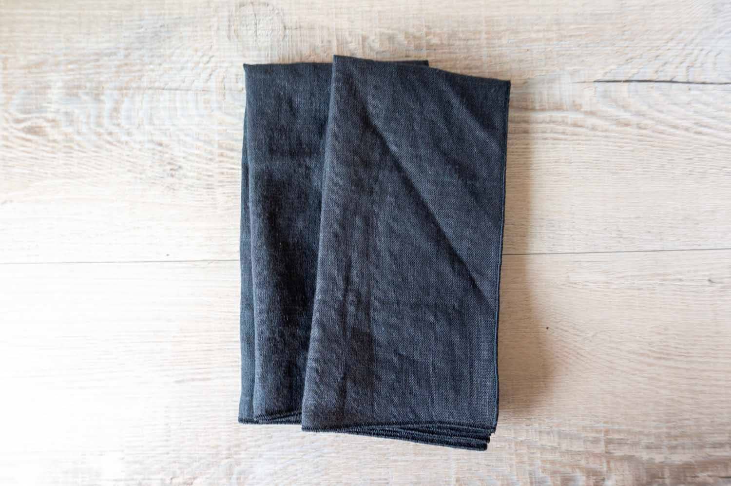 West Coast Handmade - Wholesale Dinner & Cloth Napkin - 100% Linen Black (Black) Cloth Dinner Napkins - Set of 20