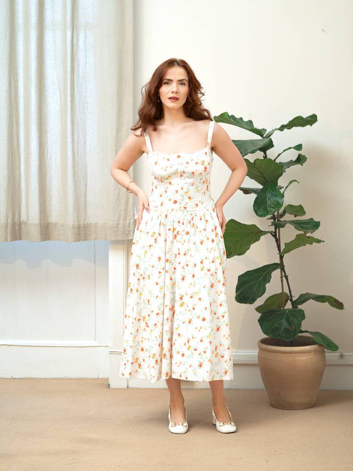 Robe imprimée Clemence pour la vente par Timeless London