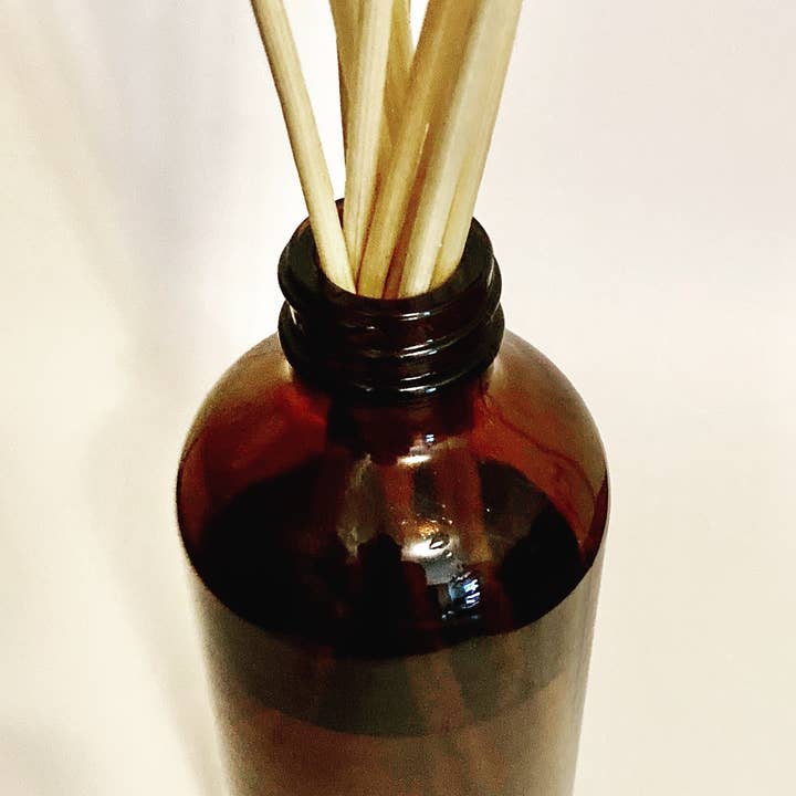 Aromaology - Wholesale Reed Diffuser - Brown Sugar Fig Reed Diffuser Oil Set - 9 Oz