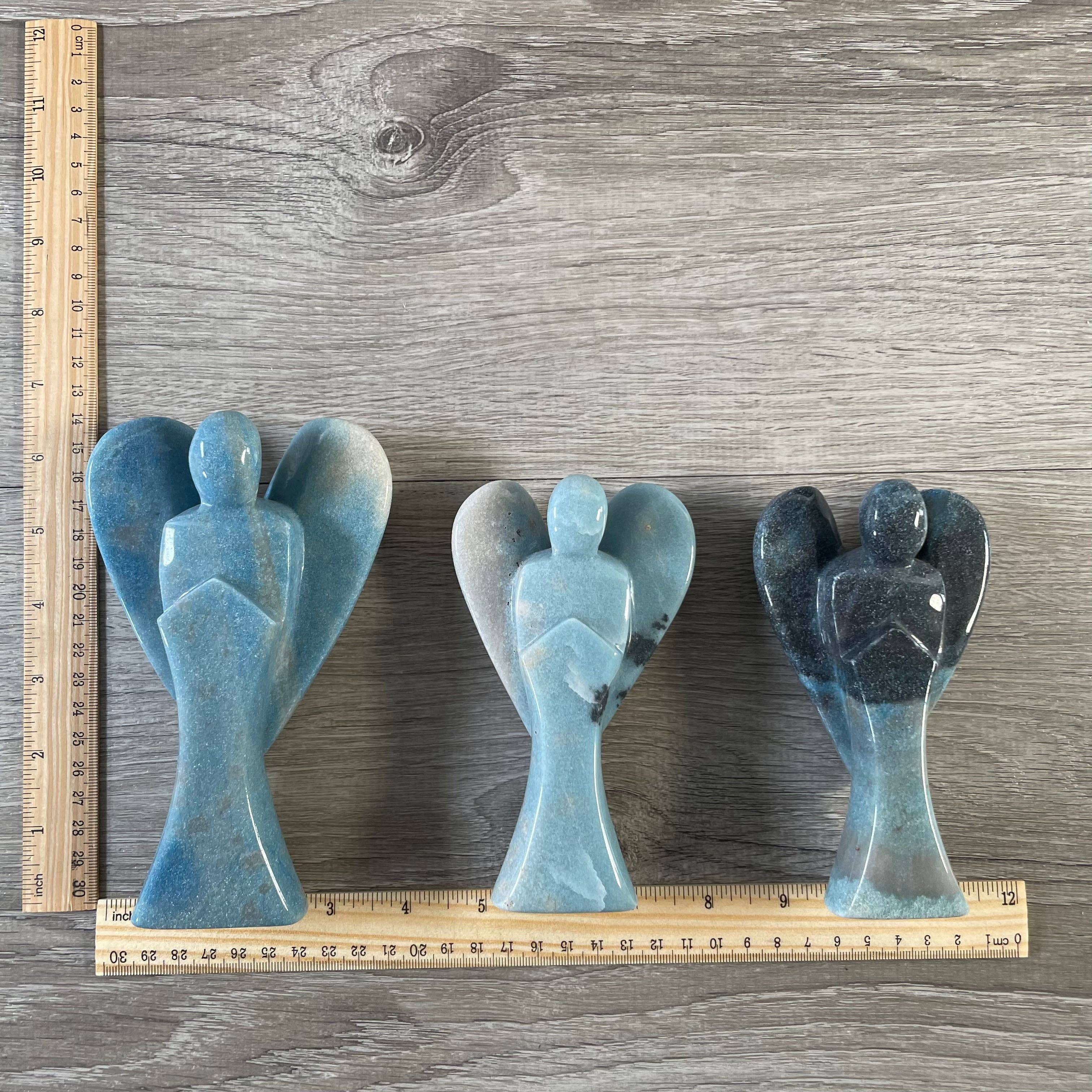Keystone Crystals - Vente Pierre et cristal de spiritualité - Lot de 3 grandes figurines d'anges en pierres précieuses sculptées24