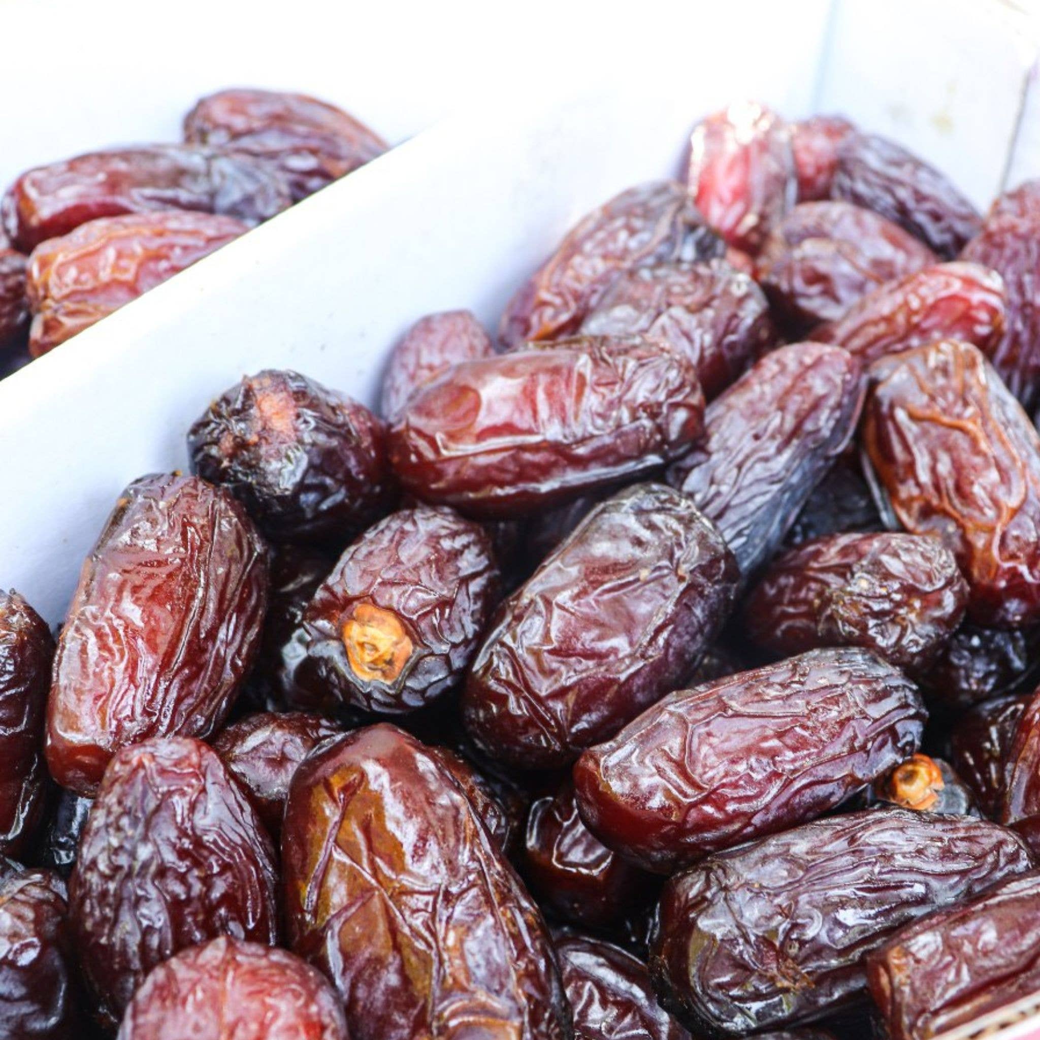 Coachella's Best Organic Dates - Wholesale Dried/Dehydrated Fruit - Organic Pitted Medjool Dates Box7