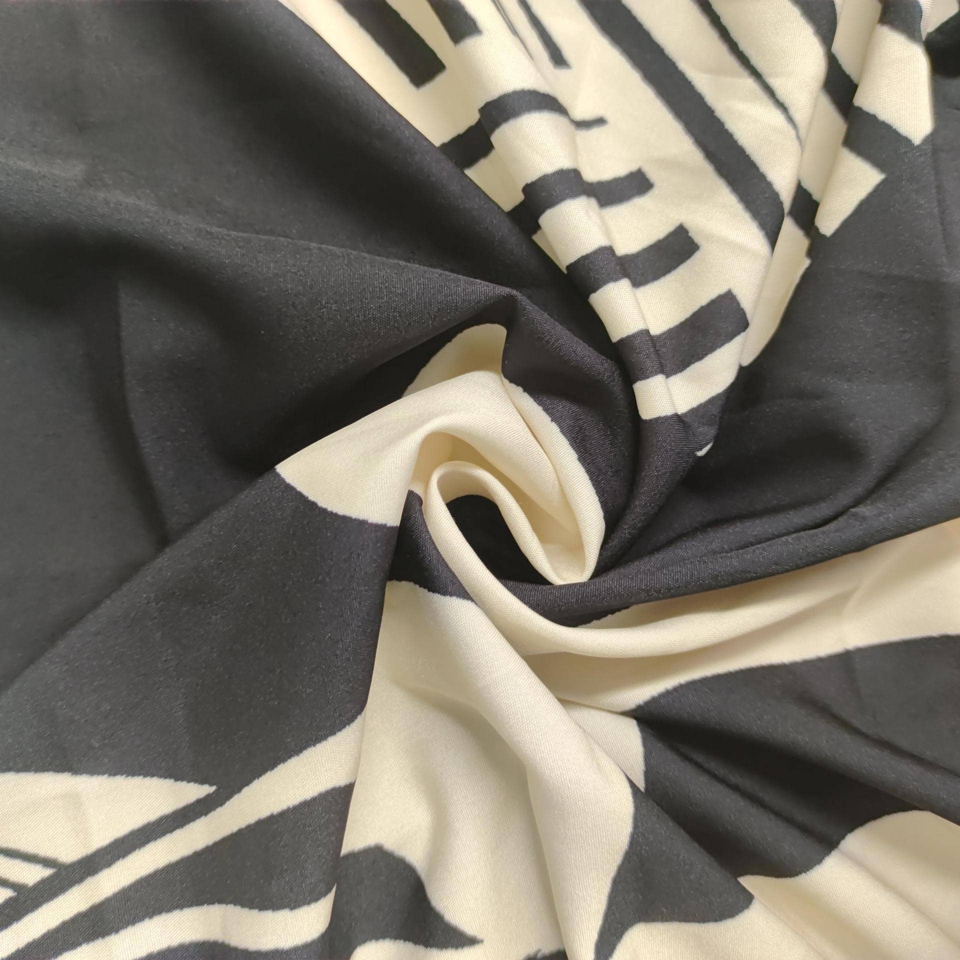 Rosa Clothing - Wholesale Lounge Set - Women's - Printed Long-Sleeved Shirt Straight-Leg Pants Lounge Set8