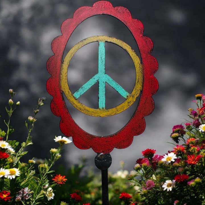 Whimsies – Engroshandel Have/havestolpe – Vintage Peace-tegn plænepæl metal plantepæl hippie sød