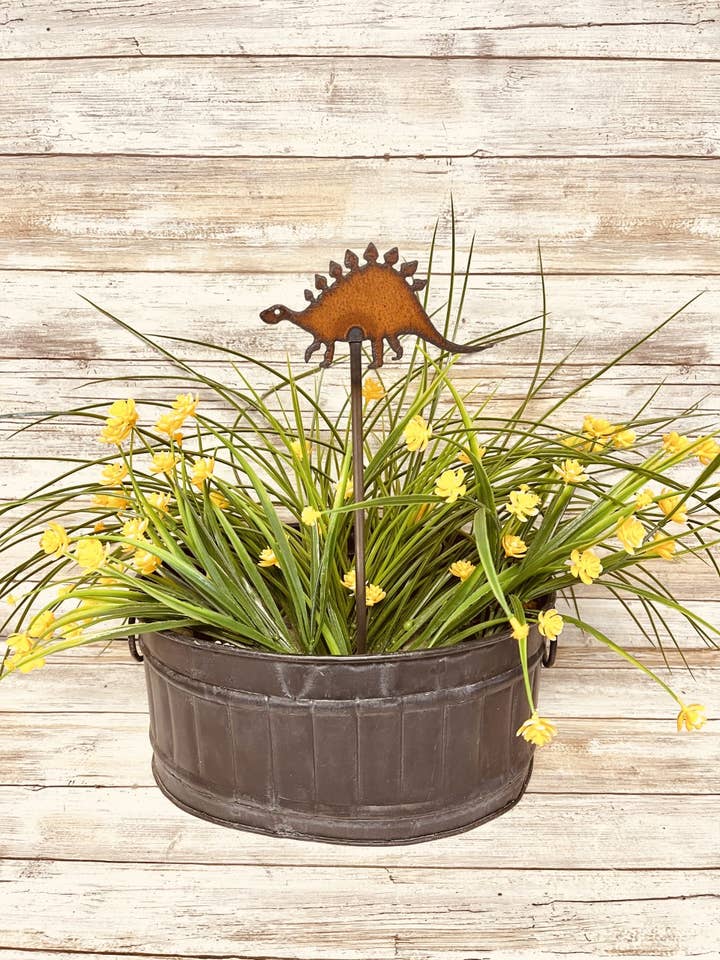 Stegosaurus piquet de dinosaure pour la vente par Universal Ironworks USA