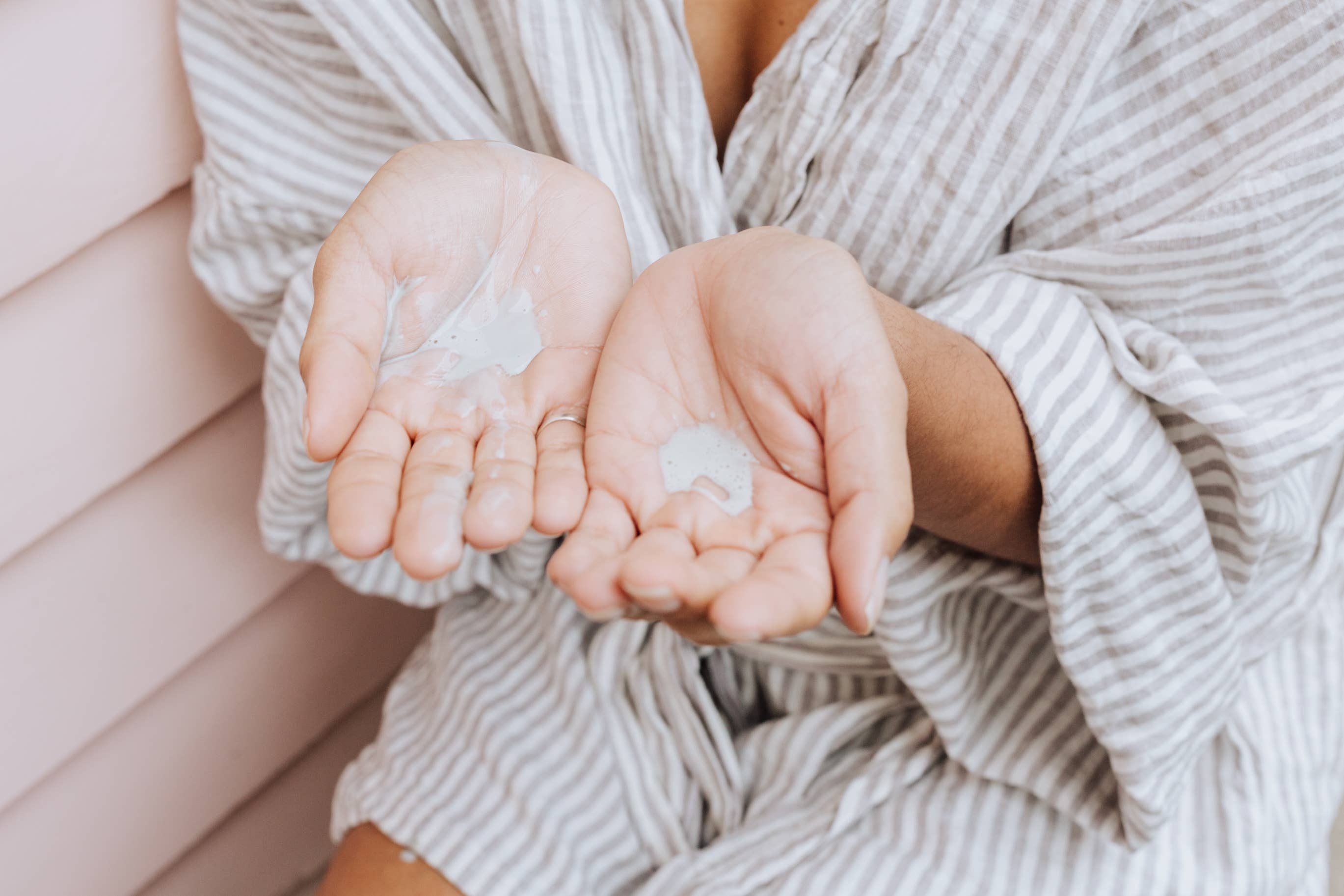 Oxalis Apothecary - Wholesale Facial Cleanser - French Sea Clay + Pineapple Enzymes Balancing Facial Cleanser3