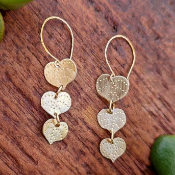 Seetraubenohrringe aus Messing für den Großhandel von K Elizabeth Jewelry