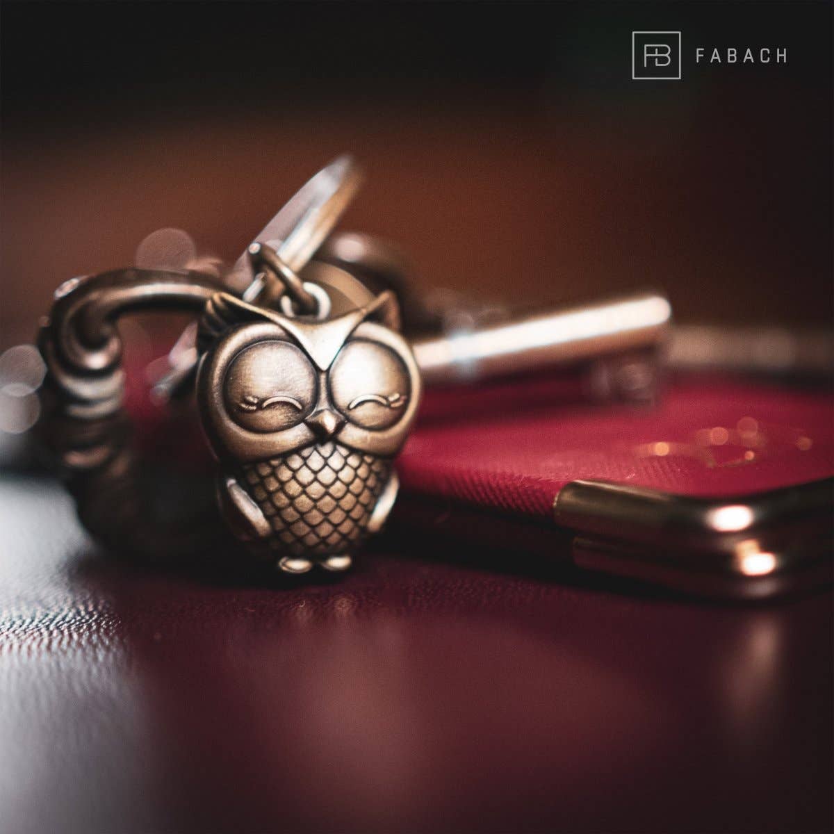 FABACH – Die Schlüsselanhänger-Schmiede – wholesale Nyckelring - Unisex – Nyckelring 'Owl be there' med uggla och gravyr – söt ugglelyckoamulett10