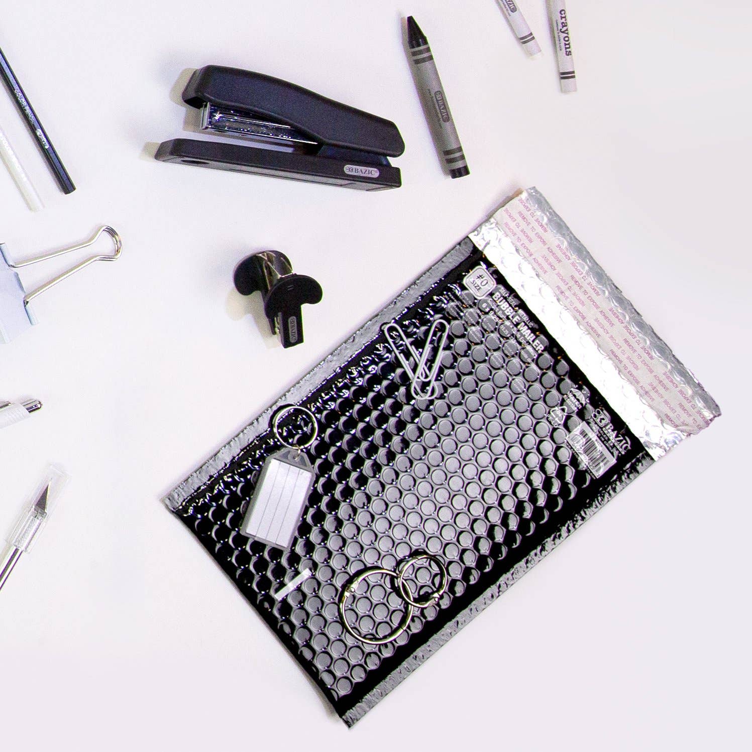 Luna Office Supply -  Everyday Essential - Vendita all'ingrosso Buste - Mailer per bolle metallizzate, 15,2 x 23,6 cm.1