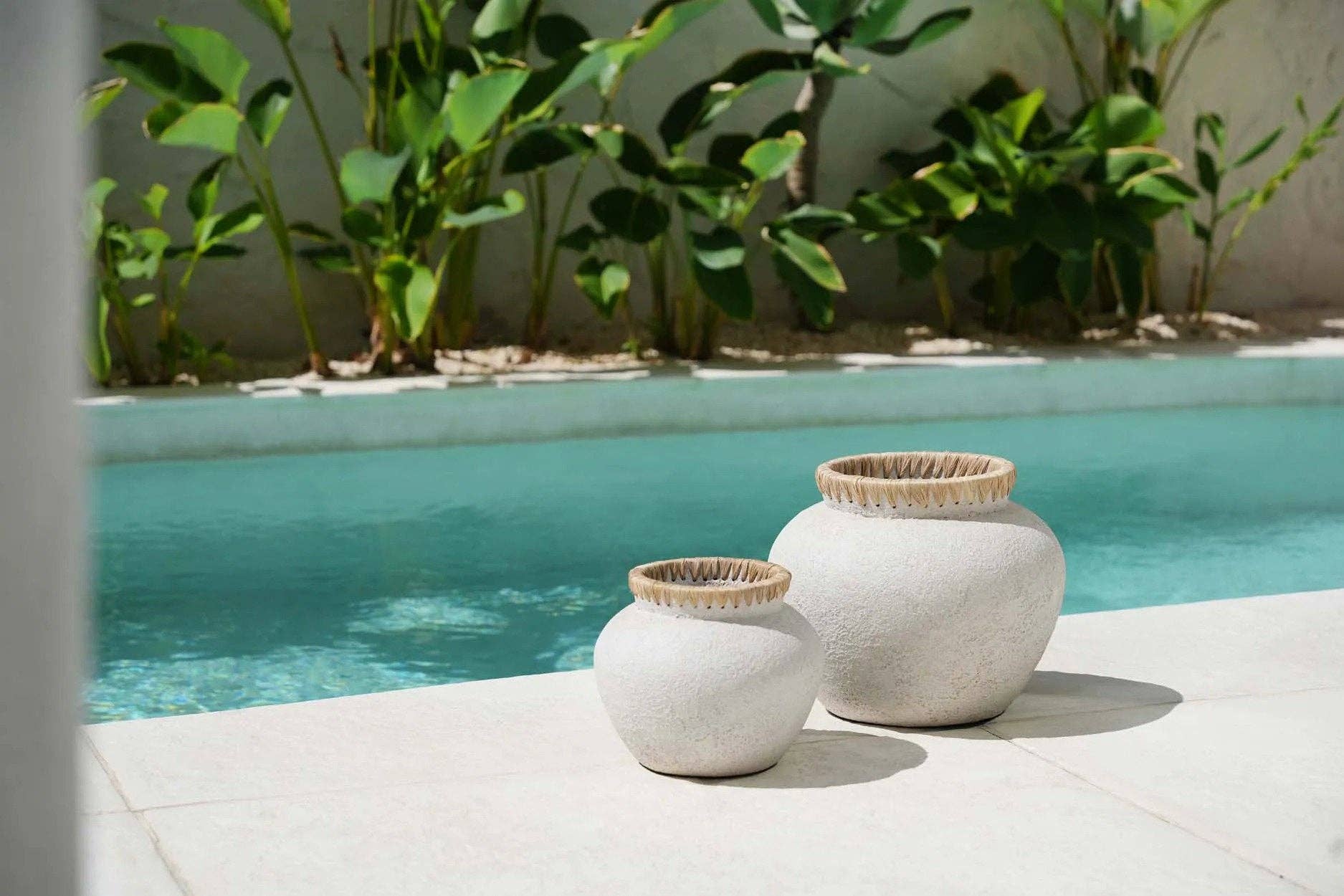 Bazar Bizar Living - Wholesale Vase - The Styly Vase - Concrete Natural - L3