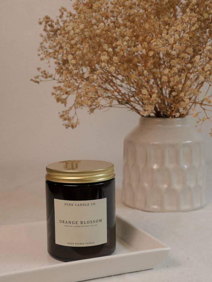 Fleur d'oranger • Taille moyenne | Bougie en cire de soja | Bougie florale pour la vente par Fenn Candle Co.