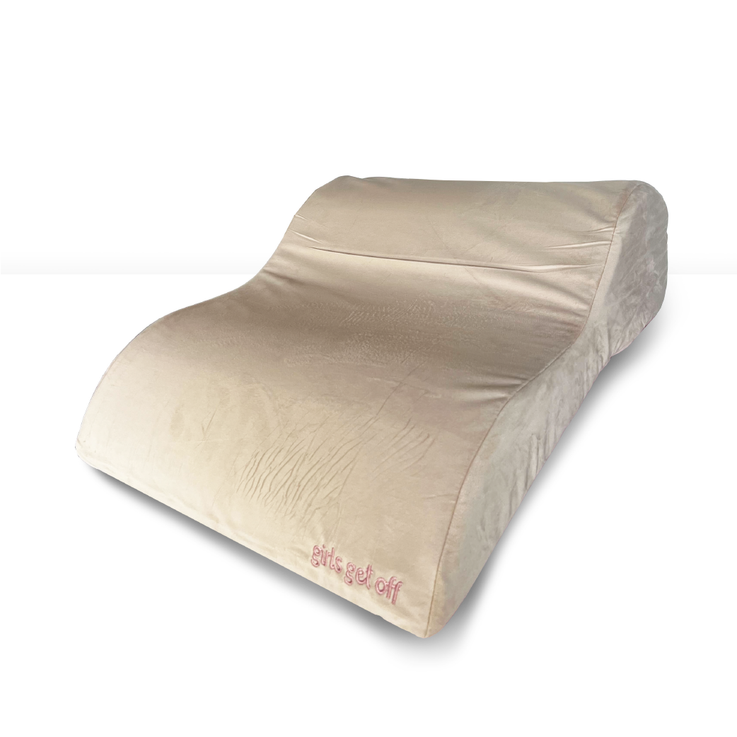 Girls Get Off - Wholesale Sex Toy - Bumpy Cuddles1