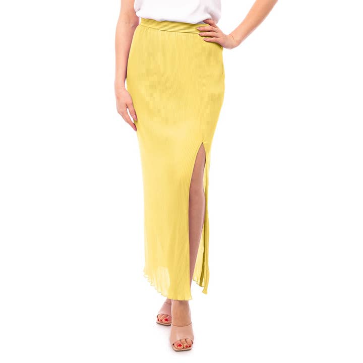 Naked Zebra - Wholesale Skirt - Women's - Plisse Maxi Skirt With Slit