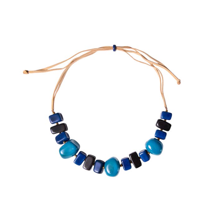 Collana Lola per la vendita all'ingrosso da parte di Organic Tagua Jewelry