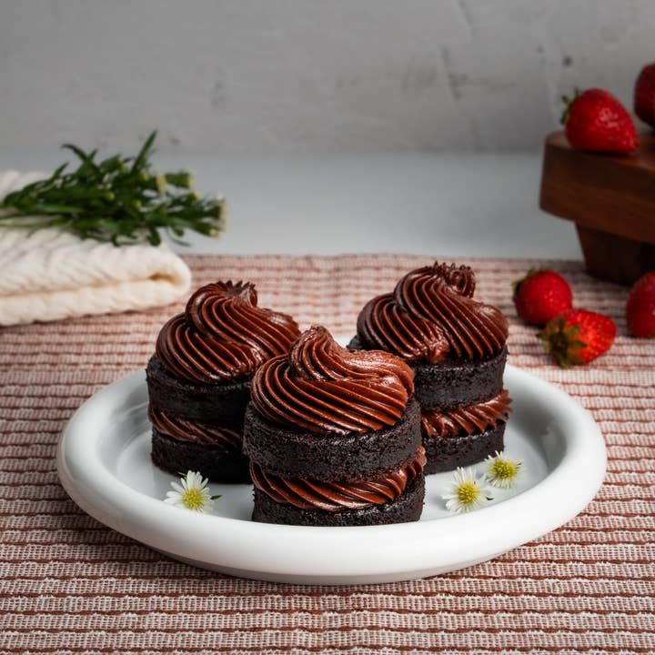 King Street Baking Co - Wholesale Cake Mix - Premium Chocolate Cupcake & Cake Baking Mix4