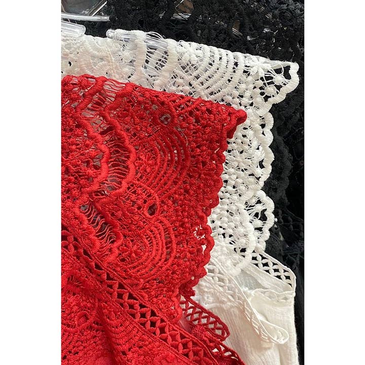 PLUS SIZE CROCHET LACE YOKE BLOUSE for wholesale by Curve Market