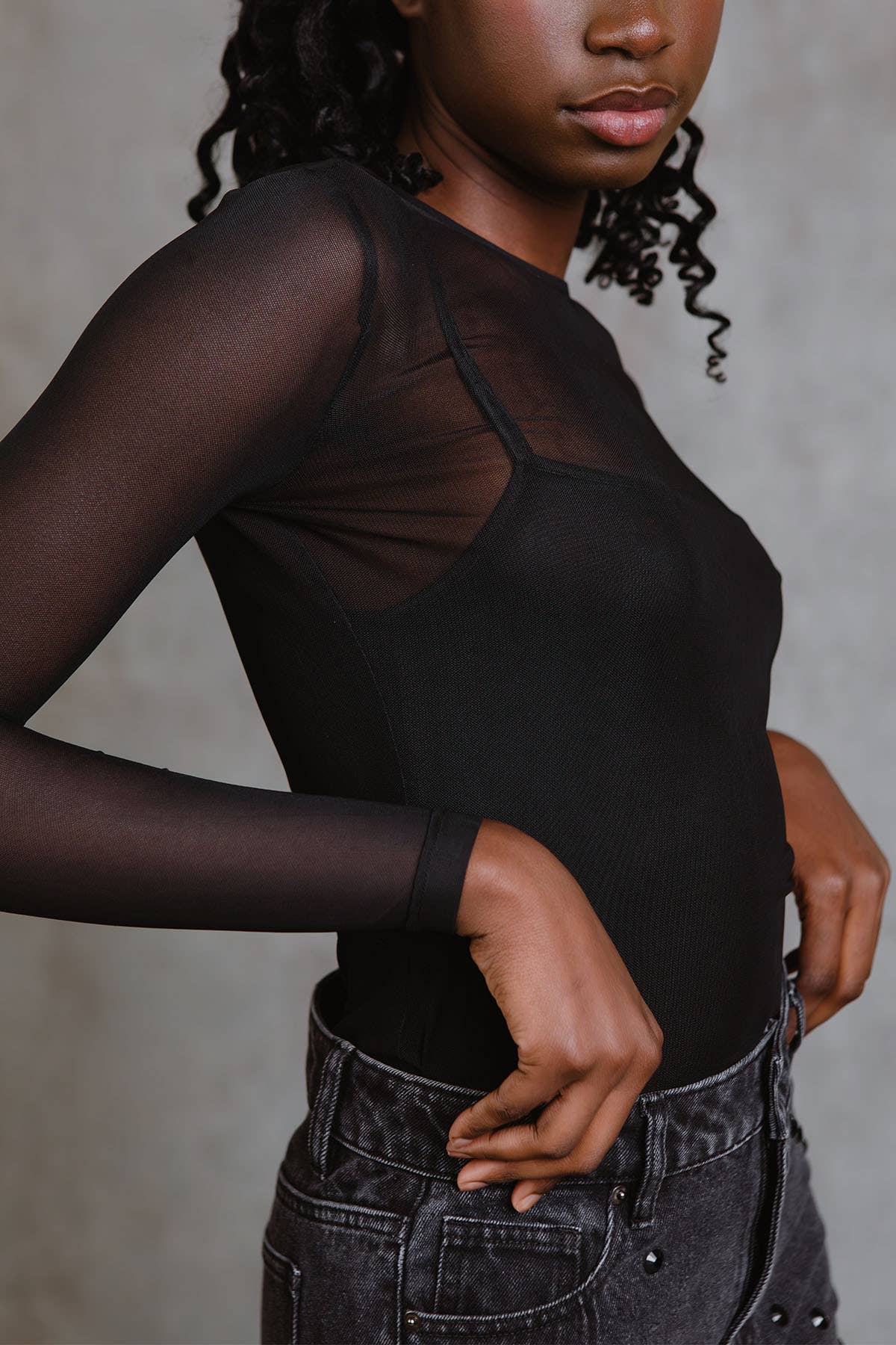 Zwart ZWARTE GIACINTA TOP voor groothandel op Faire2