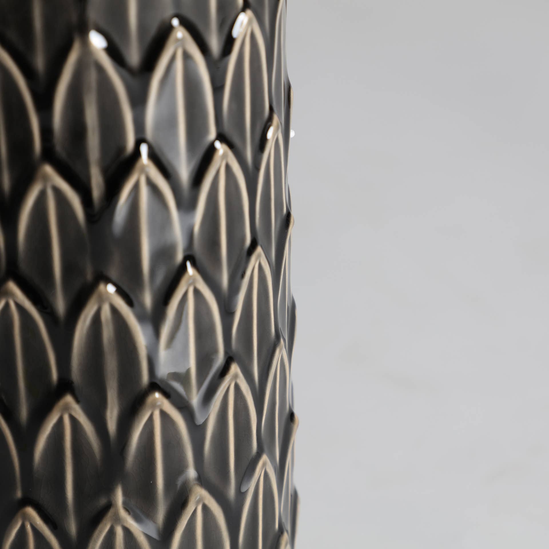 Kodu - Wholesale Accent/Desk Lamp - Ceramic table lamp in green, 38x38x652