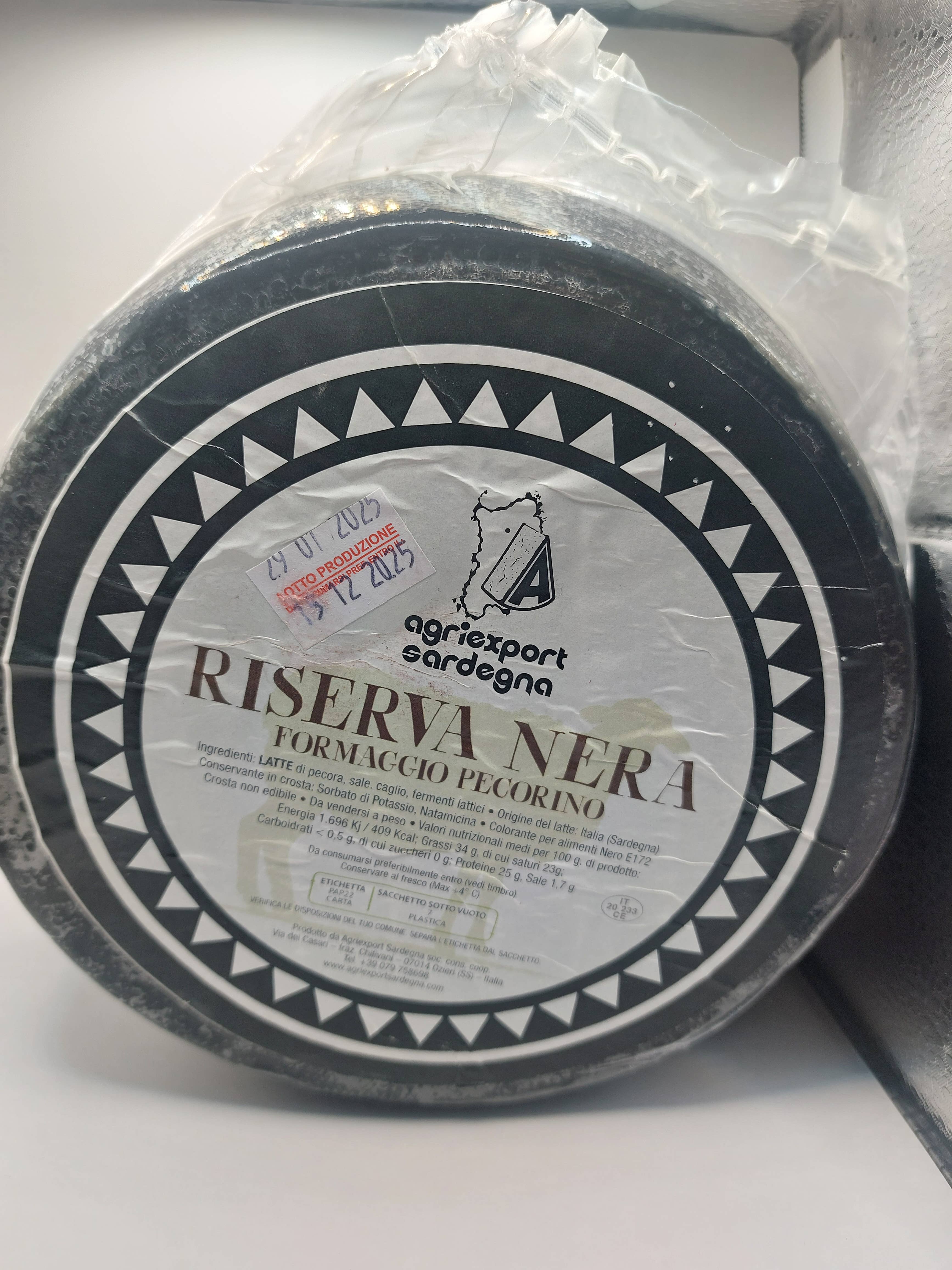 padoan - the real tastes of italy - Vendita all'ingrosso Formaggi - Pecorino Sardo "RISERVA NERA" 250 gr0