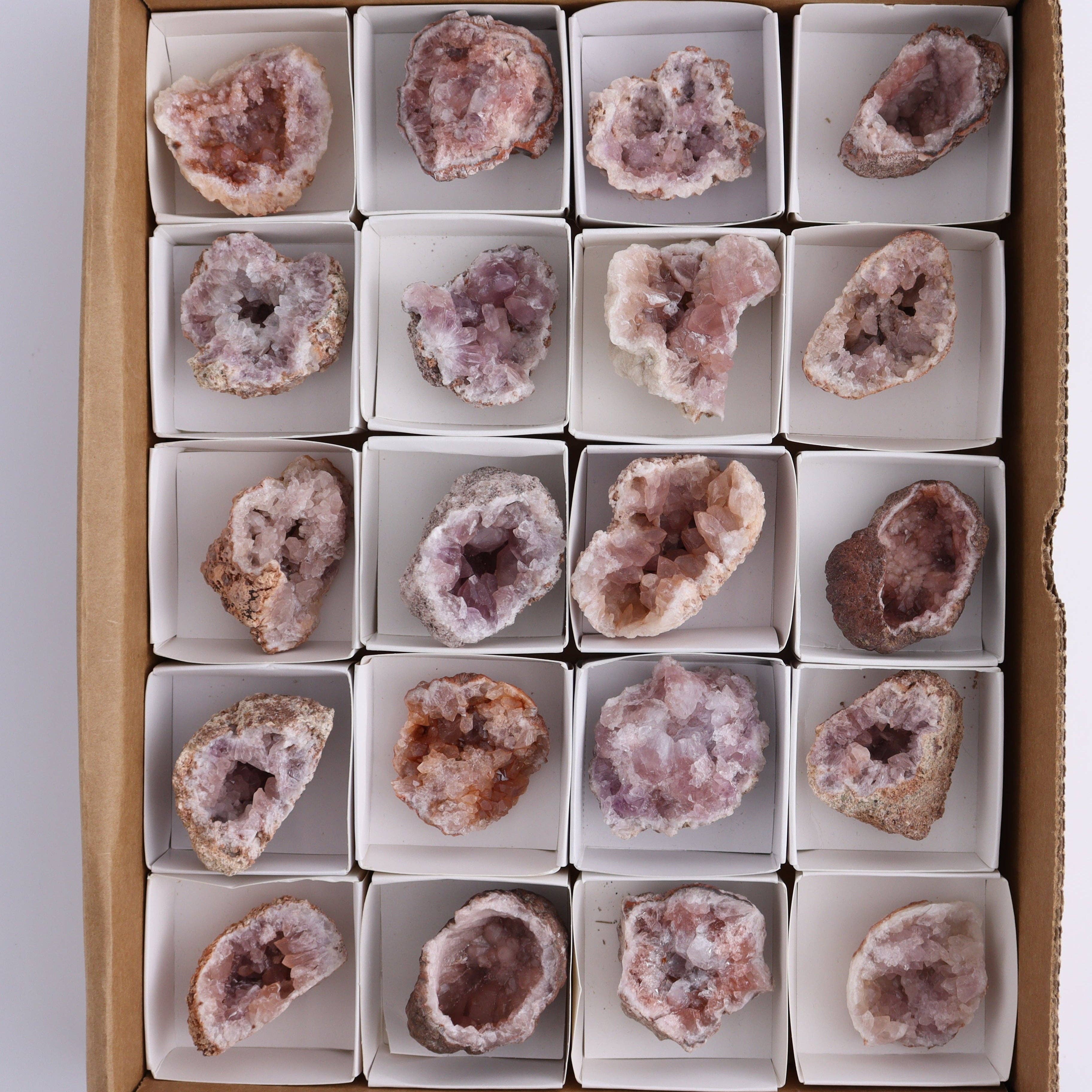 Mi Esperanza Minerals - Wholesale Spiritual Stone/Crystal - Pink Amethyst Flat of 201